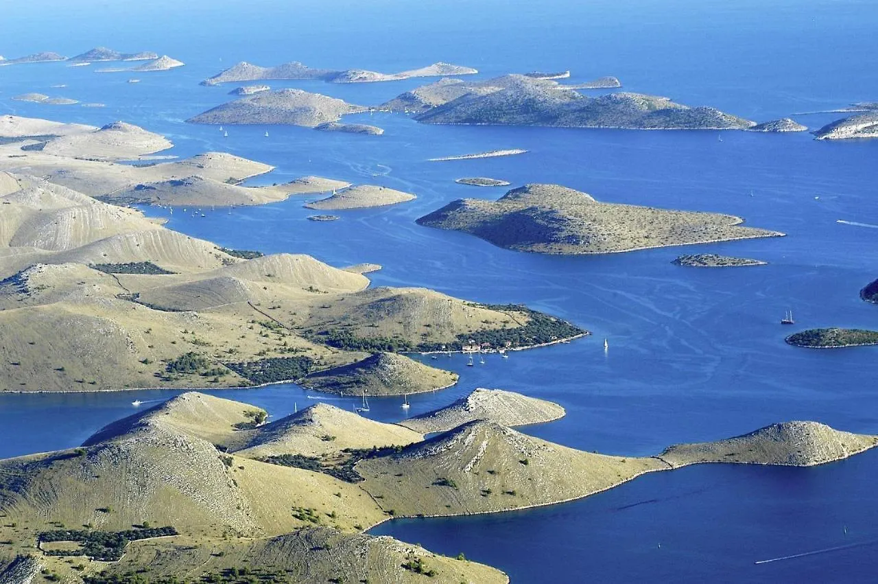 Xxl Ana Biograd Na Moru 1-22 Gosta Villa Polaca