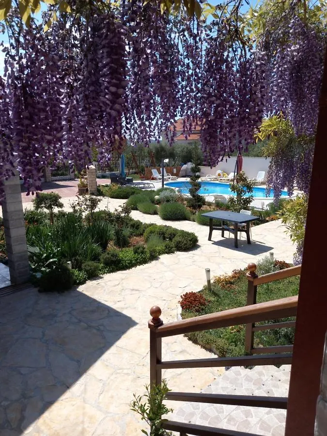 Xxl Ana Biograd Na Moru 1-22 Gosta Villa Polaca